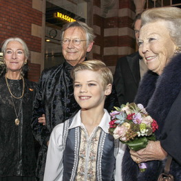 Prijzen Dansersfonds'79 tijdens Nederlands Balletgala